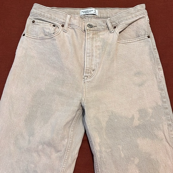 Abercrombie & Fitch 90’s Relaxed High Rise Jean - Picture 3 of 6
